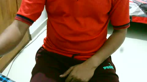 Snapshot of ingloriousuncut chatting on 2, 12, 2024 Inglorious Hairy Uncut online show from 2, 12, 2024