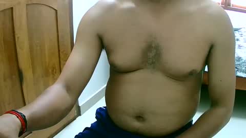 Snapshot of ingloriousuncut chatting on 17, 2, 2025 Inglorious Hairy Uncut online show from 17, 2, 2025