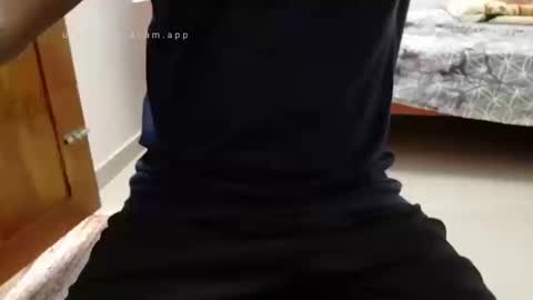 Snapshot of ingloriousuncut chatting on 8, 10, 2025 Inglorious Hairy Uncut online show from 8, 10, 2025