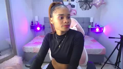 ingrid03_taffur online show from 4, 11, 2025