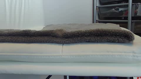 Hanging Out online show from 22, 1, 2025