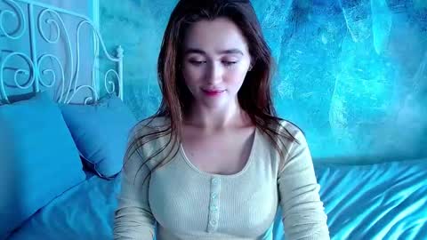 Lina online show from 22, 12, 2025