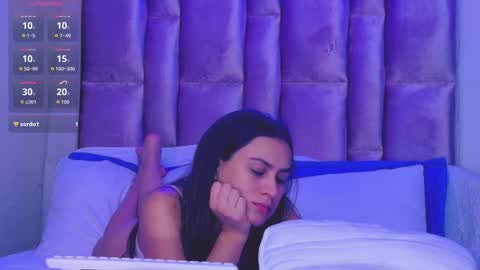 Innoocent Luna online show from 5, 11, 2025