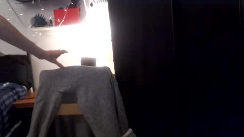 Snapshot of insatiable_veronica chatting on 6, 10, 2025 insatiable_veronica online show from 6, 10, 2025