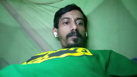 Snapshot of interne8famous chatting on 31, 10, 2025 interne8famous online show from 31, 10, 2025