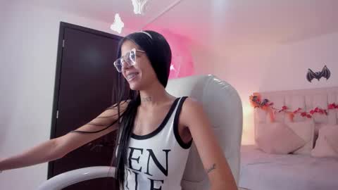 iris8_ online show from 31, 10, 2025