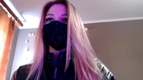 Lily online show from 13, 3, 2026