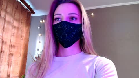 Lily online show from 5, 4, 2026