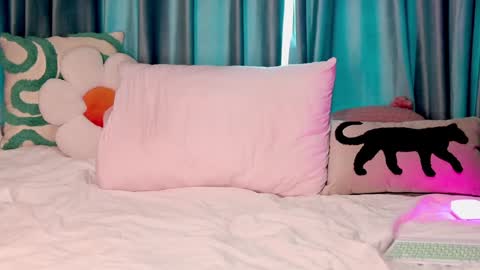 Snapshot of iris_nightingale chatting on 25, 1, 2025 Rhaenyra online show from 25, 1, 2025