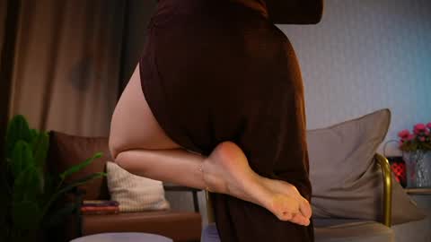 Iris online show from 25, 4, 2026