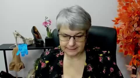 I R I S online show from 3, 12, 2024