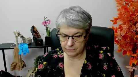 I R I S online show from 3, 12, 2024