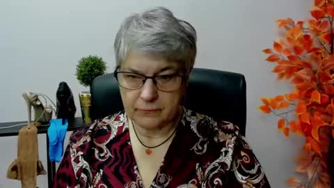 I R I S online show from 20, 1, 2025