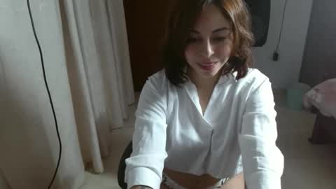 irisarellano_ online show from 11, 4, 2026