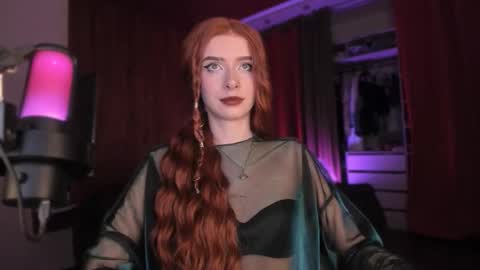 Miss Iris Fansly Miss Iris new inst.  online show from 25, 10, 2025