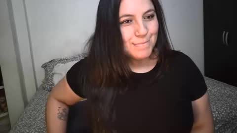 Snapshot of irissex07 chatting on 7, 10, 2025    YOU IRIS      online show from 7, 10, 2025