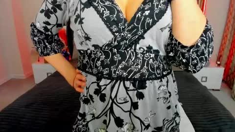 Iris online show from 10, 4, 2026