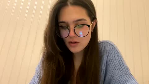 Snapshot of irisss31 chatting on 7, 3, 2025 irisss31 online show from 7, 3, 2025