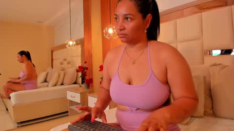 Irlys Naia online show from 16, 5, 2026