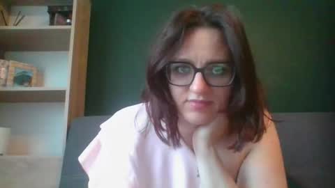 Snapshot of irresistibleparis chatting on 7, 5, 2026 Paris online show from 7, 5, 2026