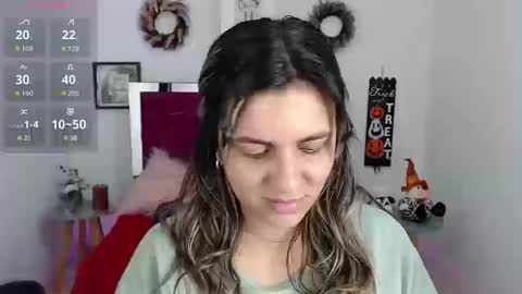 Snapshot of isa418138 chatting on 16, 10, 2025 isa418138 online show from 16, 10, 2025