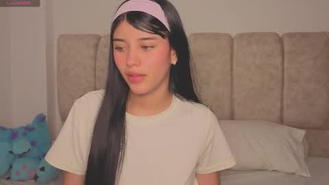 Snapshot of isa_dolly chatting on 14, 5, 2026 Isa Dolly online show from 14, 5, 2026