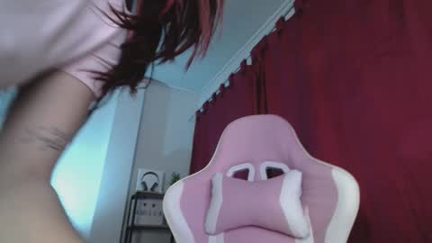 Snapshot of isa_emeralds chatting on 20, 9, 2025 Isabella online show from 20, 9, 2025