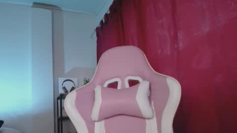 Snapshot of isa_emeralds chatting on 23, 9, 2025 Isabella online show from 23, 9, 2025