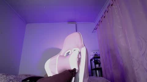 Isabella  online show from 9, 1, 2026