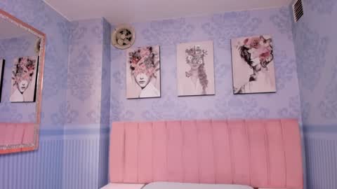    online show from 12, 1, 2025