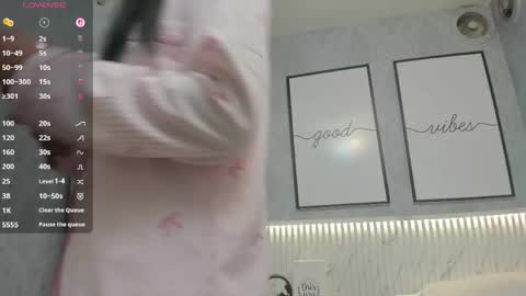    online show from 15, 4, 2026