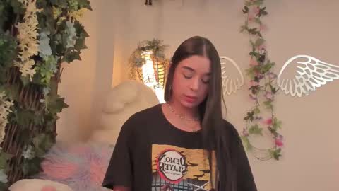 Isabella        online show from 22, 9, 2025