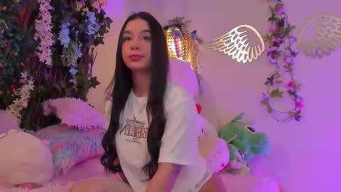 Isabella        online show from 30, 9, 2025