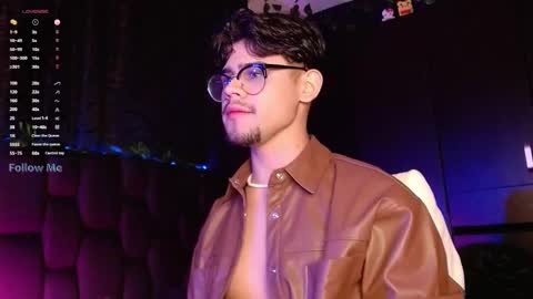 Isaac Saenz. online show from 14, 12, 2024