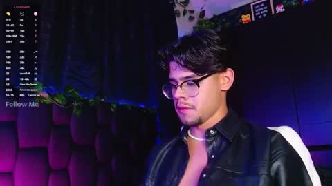 Isaac Saenz. online show from 19, 1, 2025