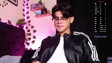 Isaac Saenz. online show from 22, 2, 2025