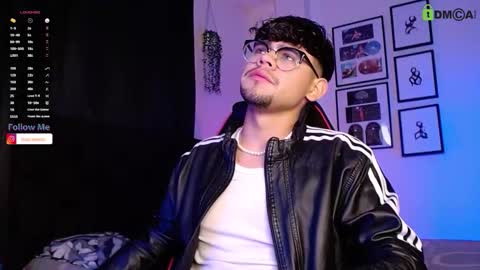 Isaac Saenz. online show from 18, 11, 2025