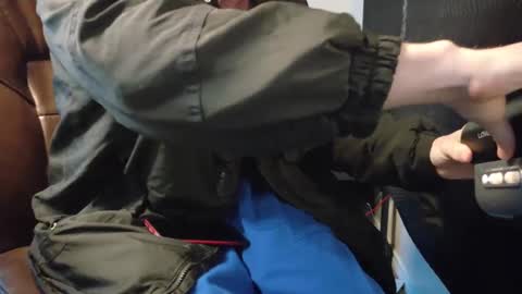 Snapshot of isaac_sheffield chatting on 27, 12, 2024 isaac online show from 27, 12, 2024