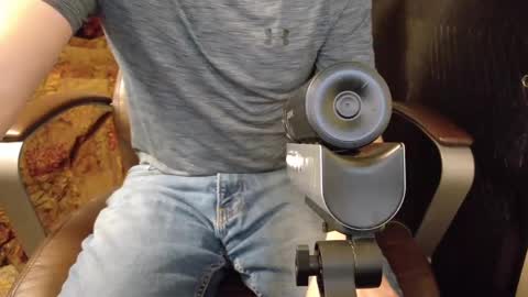 Snapshot of isaac_sheffield chatting on 12, 1, 2025 isaac online show from 12, 1, 2025