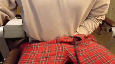 Snapshot of isaac_sheffield chatting on 26, 1, 2025 isaac online show from 26, 1, 2025