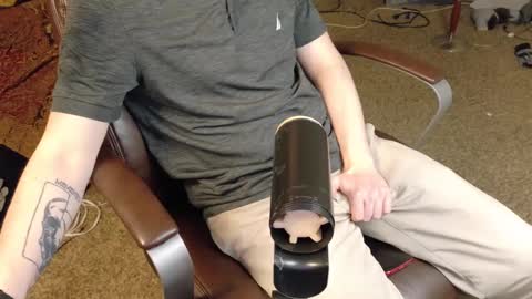 Snapshot of isaac_sheffield chatting on 28, 1, 2025 isaac online show from 28, 1, 2025