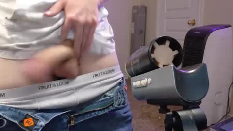 Snapshot of isaac_sheffield chatting on 3, 2, 2025 isaac online show from 3, 2, 2025