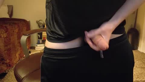 Snapshot of isaac_sheffield chatting on 11, 2, 2025 isaac online show from 11, 2, 2025