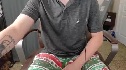 Snapshot of isaac_sheffield chatting on 10, 9, 2025 isaac online show from 10, 9, 2025