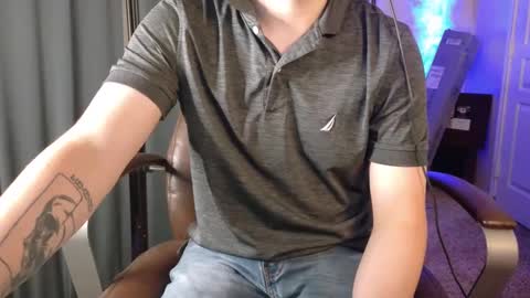 Snapshot of isaac_sheffield chatting on 11, 9, 2025 isaac online show from 11, 9, 2025