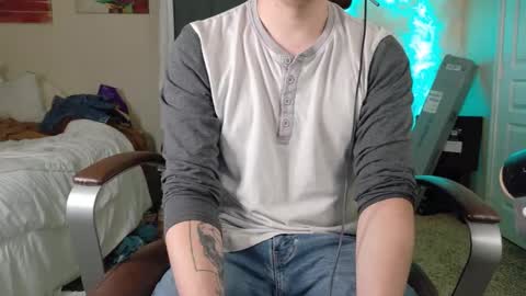 Snapshot of isaac_sheffield chatting on 23, 9, 2025 isaac online show from 23, 9, 2025