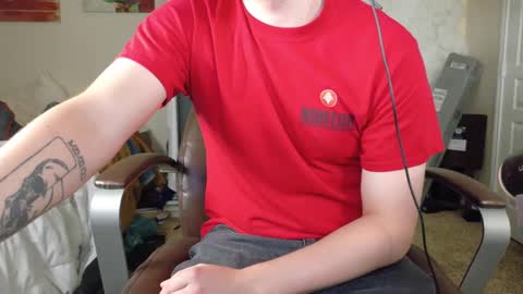 Snapshot of isaac_sheffield chatting on 24, 9, 2025 isaac online show from 24, 9, 2025