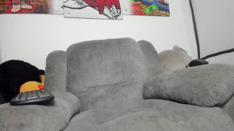 isaac online show from 23, 9, 2025