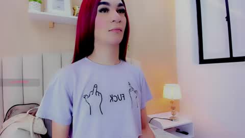 isabel_palmer online show from 10, 6, 2026