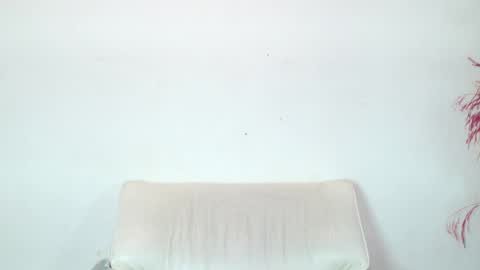 Isabella online show from 12, 4, 2026